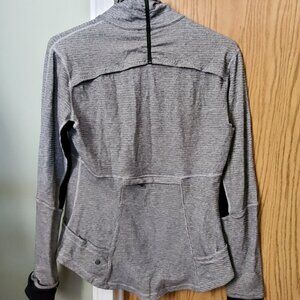 Lululemon Pullover